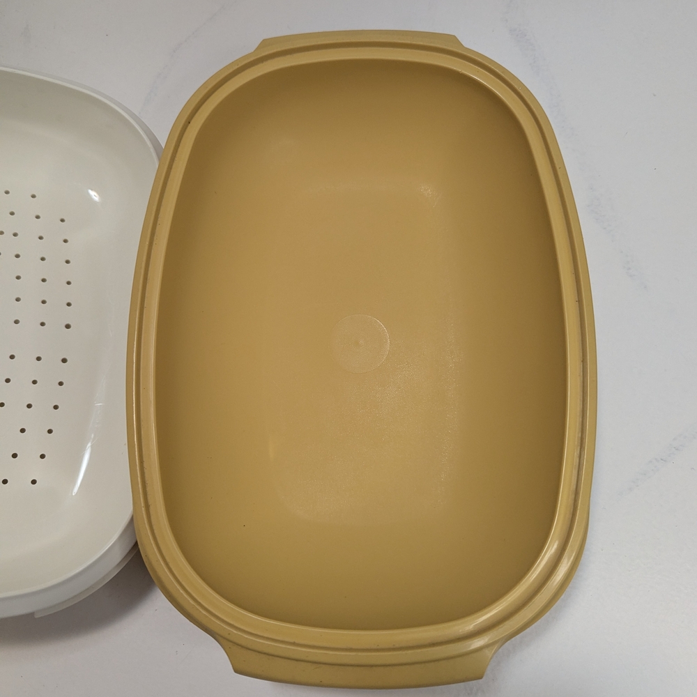 Vintage Tupperware Harvest Gold Microwave Steamer 3 Piece - Picture 4 of 8